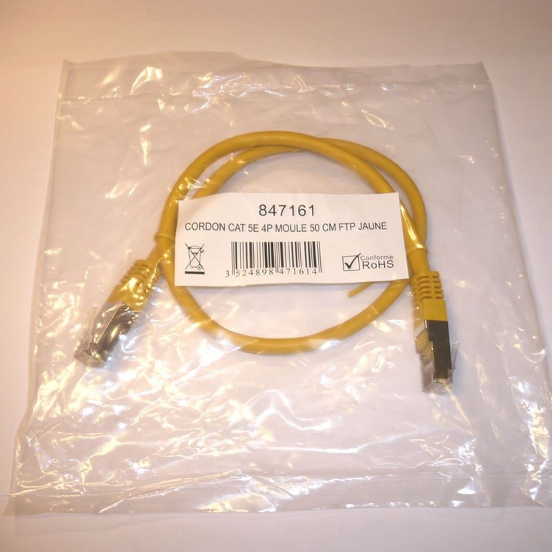 Câble ethernet RJ45 CAT5e U/UTP - 2 mètres - Jaune - Belkin - Cable